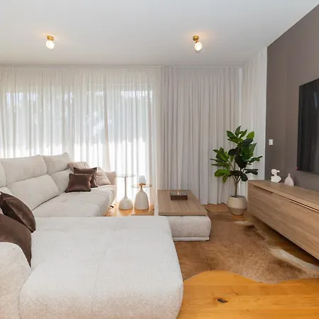 Pia By Belmont Realty Zadar