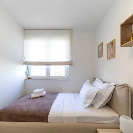 Pia By Belmont Realty Apartment *